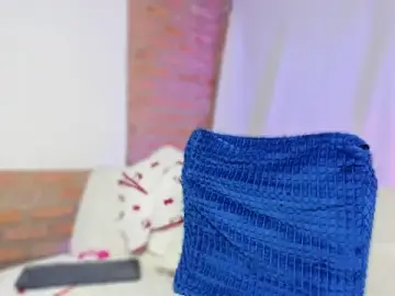 Stripchat Nude Webcam of Doll_tv