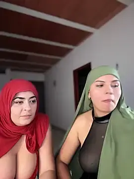 Stripchat Free Live Porn of lalilamassu1