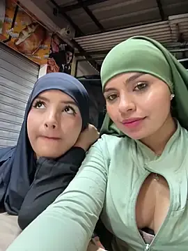 Stripchat Free Live Porn of lalilamassu1