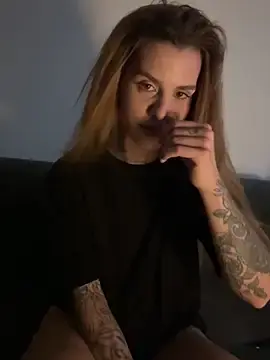 Stripchat Watch Live Sex Cams of EmiliaCatalina