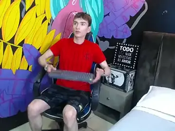 Stripchat Sex Cam of Iam_Smith_