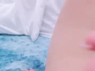 Stripchat Live Sex Cam of Runarunapi