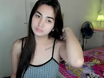 Stripchat Nude Webcam of nica_doll