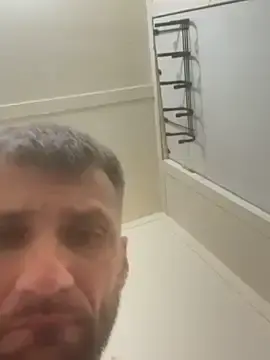 Stripchat Free Porn Cam of sexyhotstud12