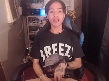 Stripchat Live Sex Cam of Erin_23