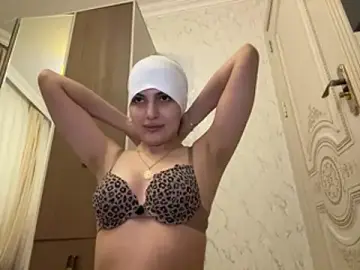 Stripchat Adult Webcams of GumusGuray