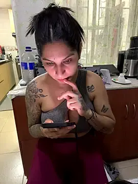 Stripchat Live Sex Cam of charlotte_stevenss_