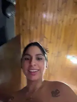 Stripchat Live Sex Cam of charlotte_stevenss_