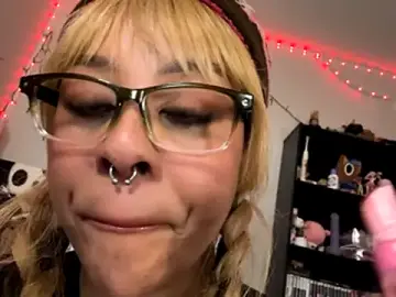 Stripchat Sex Cam of nintendhoe