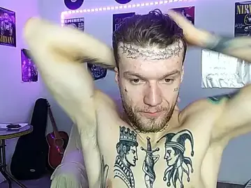 Stripchat Free Porn Cam of Huntall77