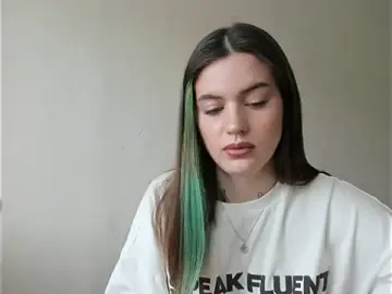 Stripchat Watch Live Sex Cams of NikkieKitty