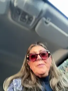 Stripchat Sex Chat of emma_tour