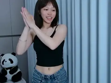 Stripchat Nude Webcam of yuki-888