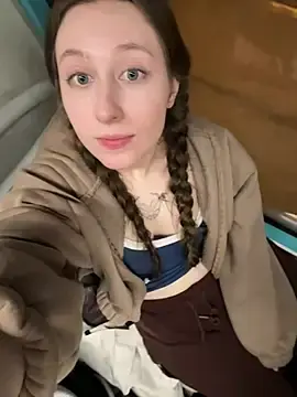 Stripchat Live Sex Cam of FroggyAnna