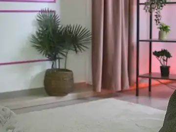 Stripchat Free Porn Cam of Cherrysweett