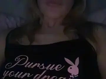 Stripchat Adult Webcam of Lillymariee