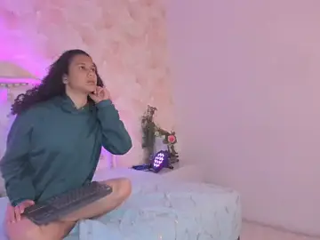 Stripchat Best Webcam of ArisSerrat