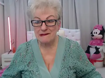 Stripchat Free Porn Cam of KayleSmoll