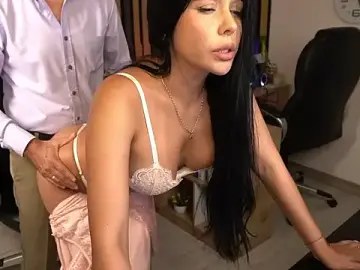 Stripchat Free Porn Cam of secretary_bj