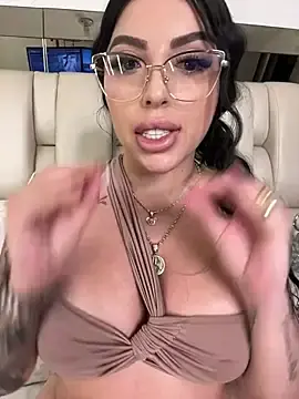 Stripchat Nude Webcam of ALISSON_FOXXX1