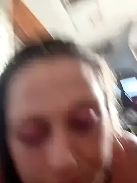 Stripchat Live Sex of Queen2454