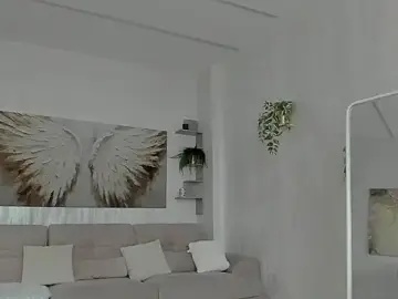 Stripchat Live Sex Cam of TiffanyHouston_