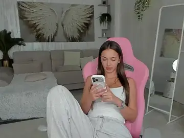 Stripchat Live Sex Cam of TiffanyHouston_