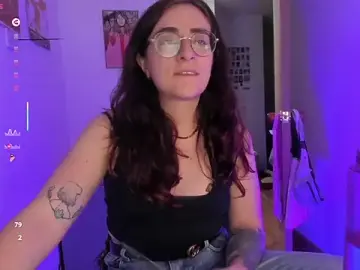 Stripchat Live Porn of linda_giggle