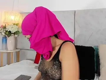 Stripchat Adult Webcam of naomiii__