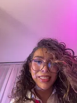 Stripchat Best Webcam of Samantha_Bernardo