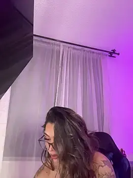 Stripchat Adult Webcams of Samantha_Bernardo