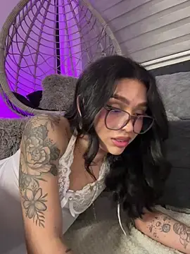 Stripchat Best live sex cam show of Samantha_Bernardo