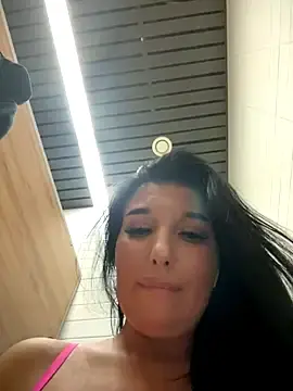 Stripchat Adult Webcams of Tisha_Busty