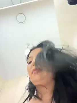 Stripchat Nude Webcam of Tisha_Busty