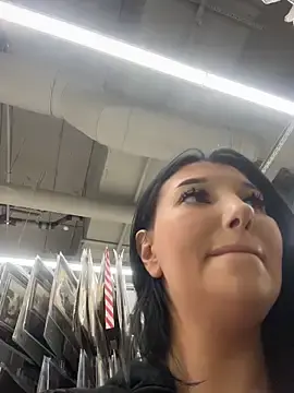 Stripchat Adult Webcams of Tisha_Busty