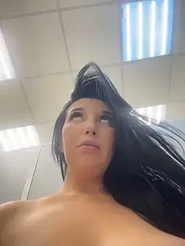 Stripchat Free Live Porn of Tisha_Busty