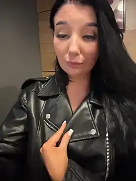 Stripchat Adult Webcam of Tisha_Busty