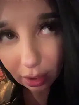 Stripchat Sex Cam of Tisha_Busty