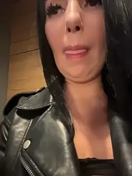 Stripchat Live Sex of Tisha_Busty