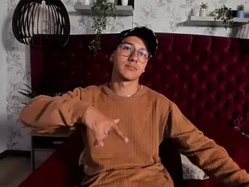 Stripchat Sex Chat of Andy_Joy_