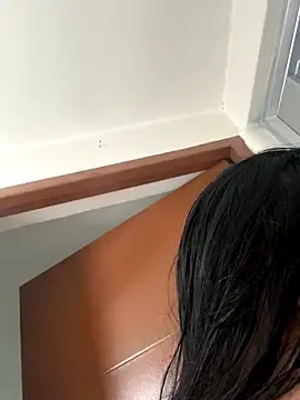 Stripchat Live Sex of Indira_Nahali1