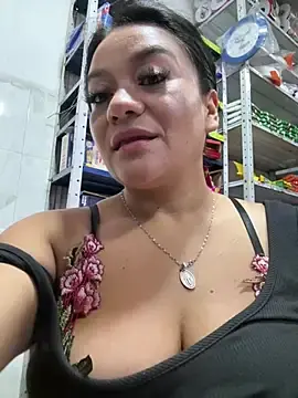 Stripchat Best Webcam of Indira_Nahali1