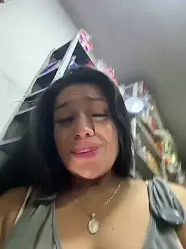 Stripchat Watch Live Sex Cams of Indira_Nahali1