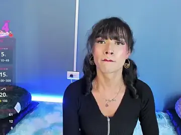 Stripchat Free Live Porn of AliDiaz_