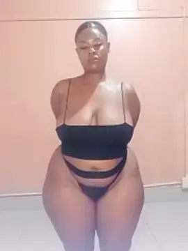 Stripchat Nude Webcam of Luciouslips00