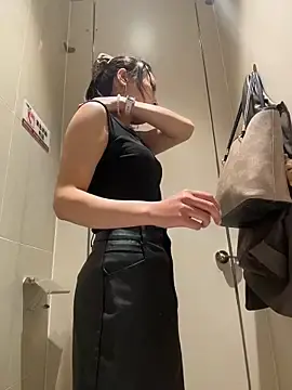 Stripchat Sex Cam of kara-tt