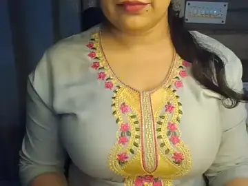 Stripchat Free Porn Cam of Trezza