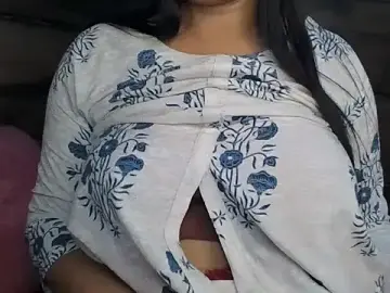 Stripchat Nude Webcam of Trezza