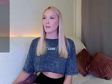 Stripchat Watch Live Sex Cams of _Cutiefull_Lion_