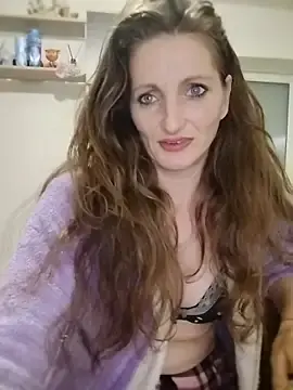 Stripchat Free Live Porn of CrazyMaya39